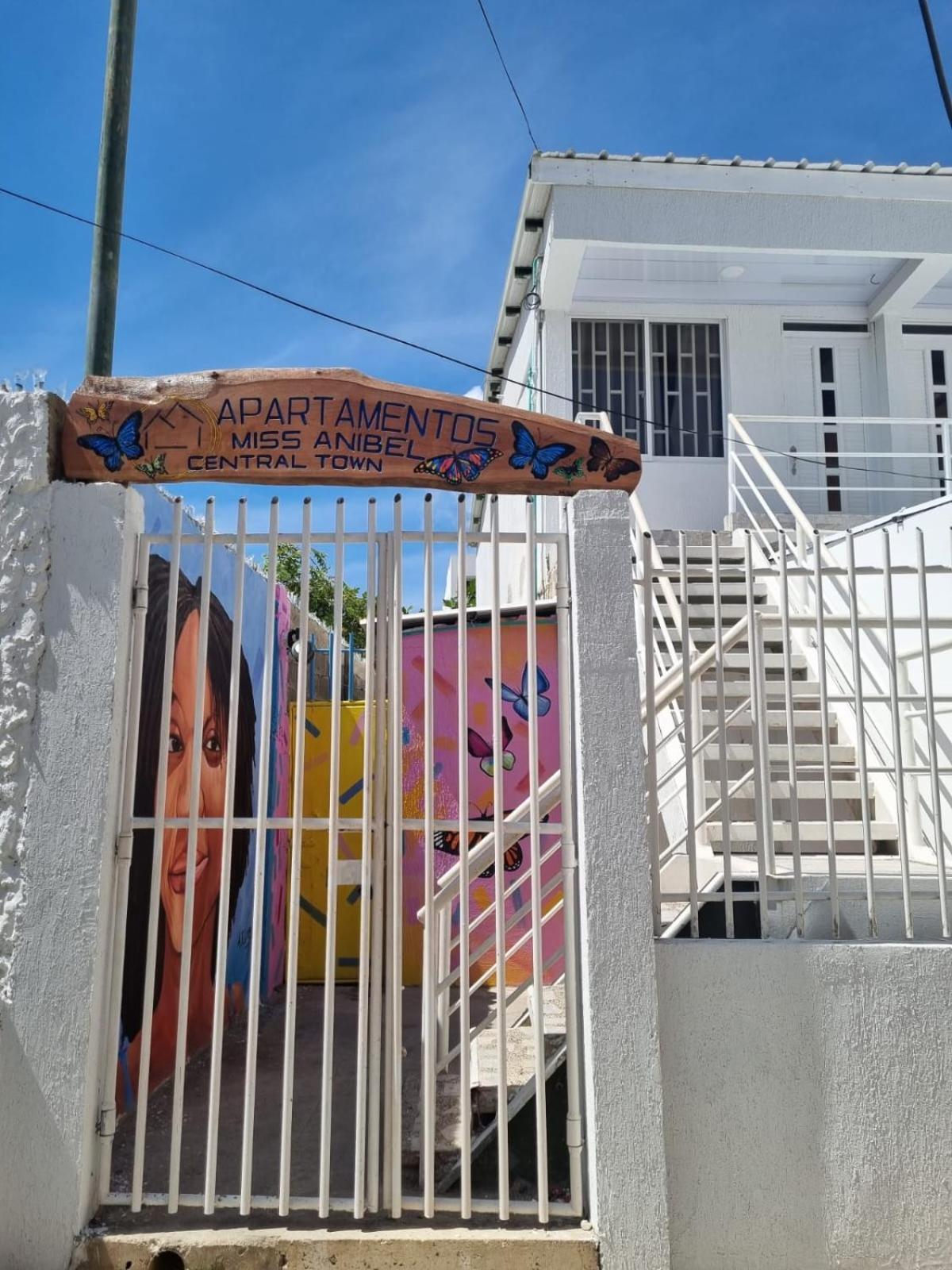 Posada Miss Anibel Central Town San Andrés المظهر الخارجي الصورة